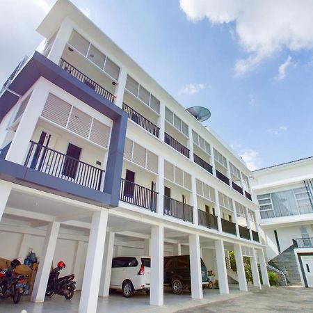 Oyo 3279 Joy Residence Samarinda Exterior foto